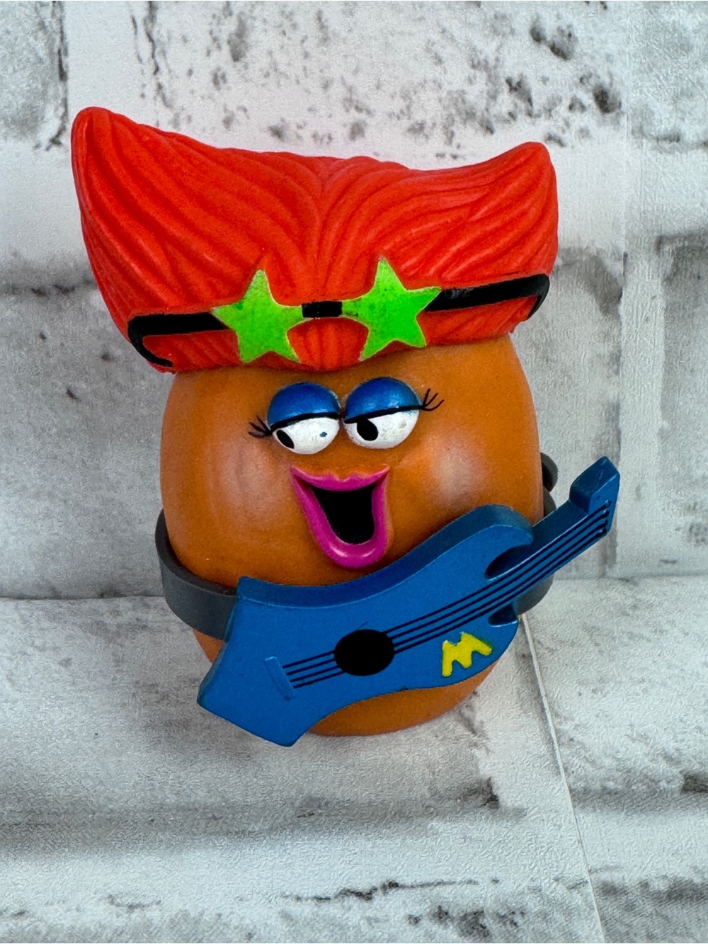 Vintage 1988 McDonald's McNugget Buddies Rocker Guitar.